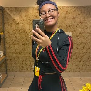 Meet your Posher, Janet